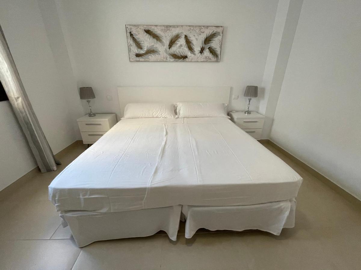 Royal Suites Estepona By Croma Buitenkant foto
